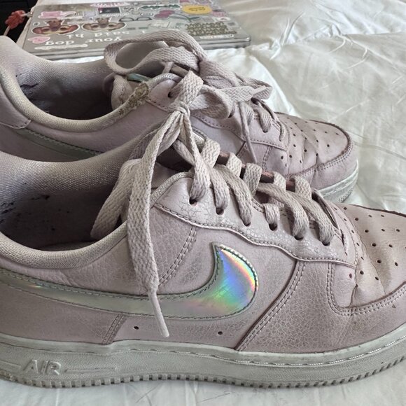 low Pink Iridescent Air Force 1 - Picture 3 of 4